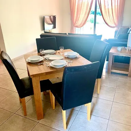 Nissi3 B1 Lovely 1bdr Ground Floor Near Nissi Beach. *